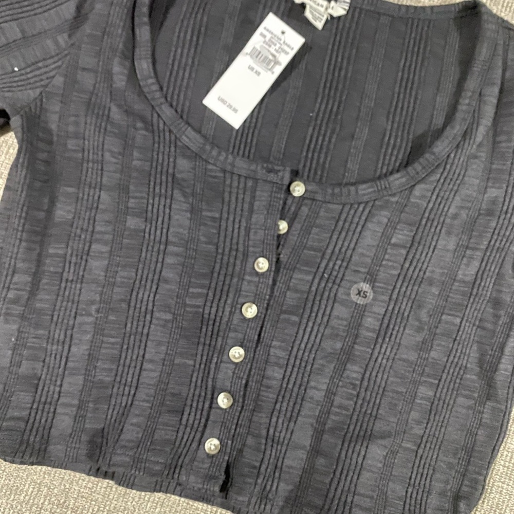 American eagle top - Picture 3 of 3